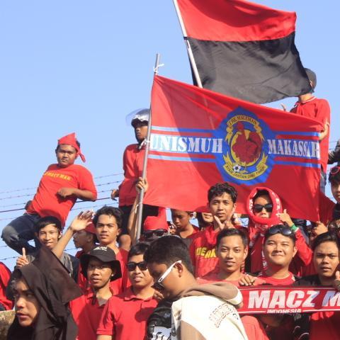miss you 01 03 2013 I LOVE YOU METAL \M/
I love you rizky aulia