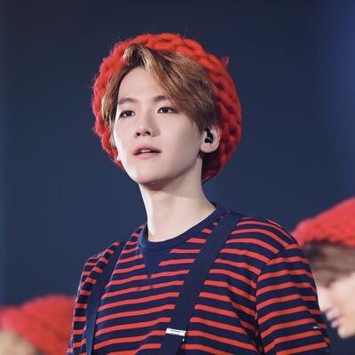บี๋หล่อมาก มัวส่องอยู่ แล้วเมื่อไรจะได้คุยกันล่ะคับ | มาคุยกันเถอะ | 10258