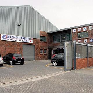 Esani has established themselves as specialist automotive body repairers of luxury and prestige passenger vehicles in Cape Town.