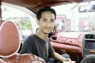 facebook @rayzsahibrahim / R.pradipta#24 pin 236F34DC