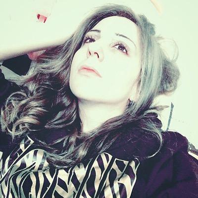 イタリア少女と日本語の学生２６歳ヴァレです。宜しくお願いします☆東京に住んでいるよ。ガゼットとｖｉｓｔｌｉｐめっちゃ大好きだよ！ マックドナルド、焼肉、ゲーム，リラックマはラブ。 Ｉ'Ｍ Ａ ＳＴＡＲ ＲＩＤＥＲ☆ミ