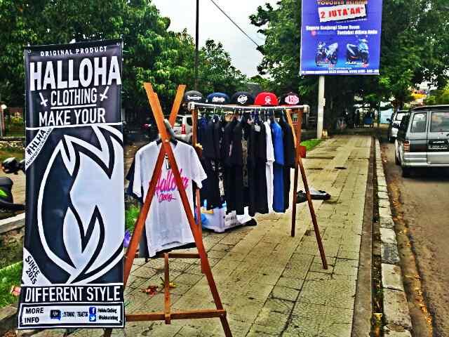 DESKHA! Sale on Street! | More info: ☎ 081239717930 Pin: 29708552 | Instagram : deskha_apparel