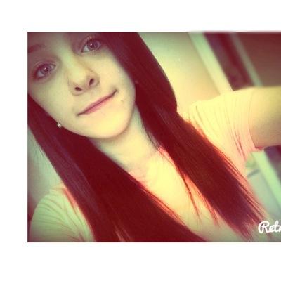 stephaniexo14's profile picture. 