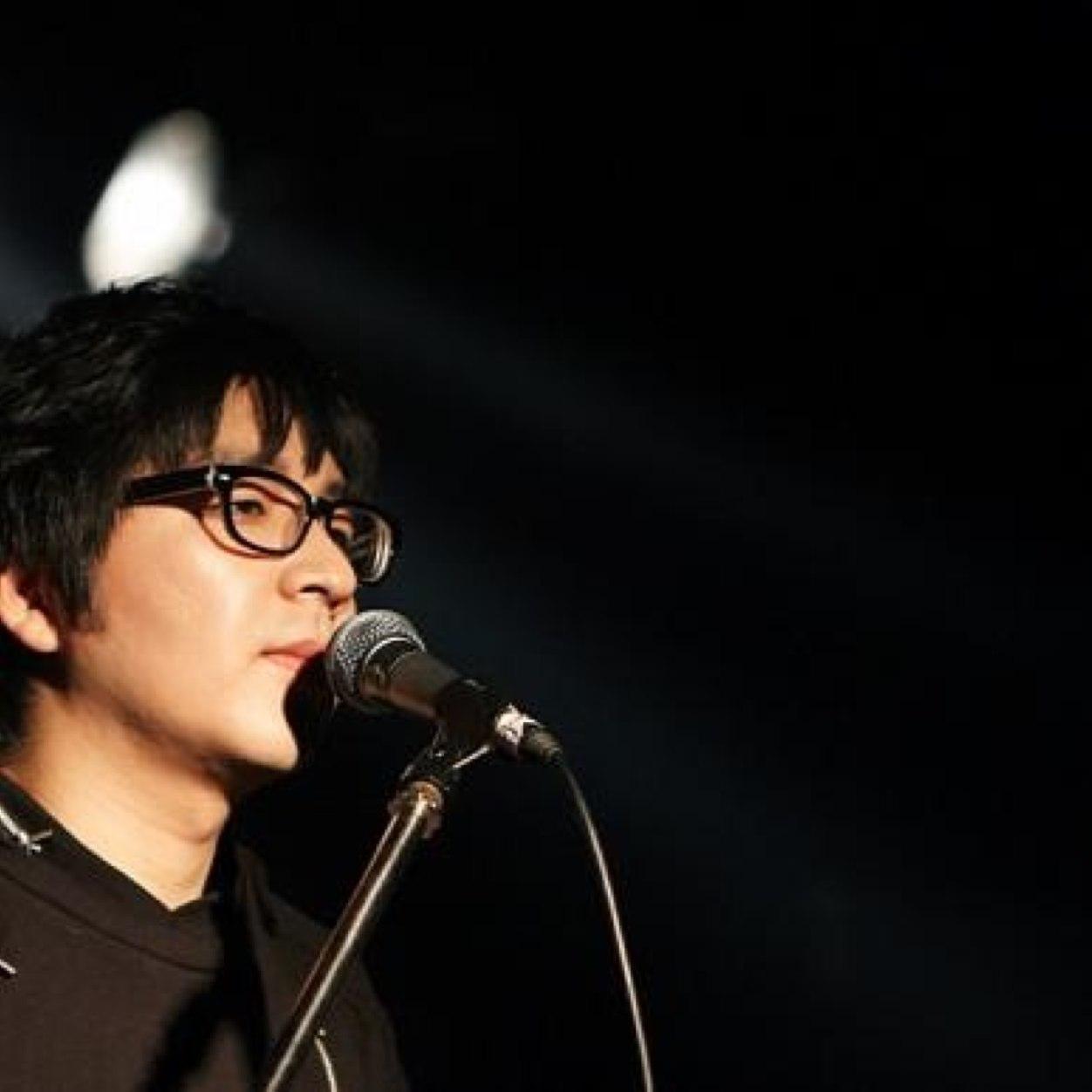 듀폴실용음악학원을 운영하고 있습니다. 아이들과 함께 호흡하며 순수 창작 예술을 하는 뮤지션 입니다. 많은 사랑 부탁합니다^^