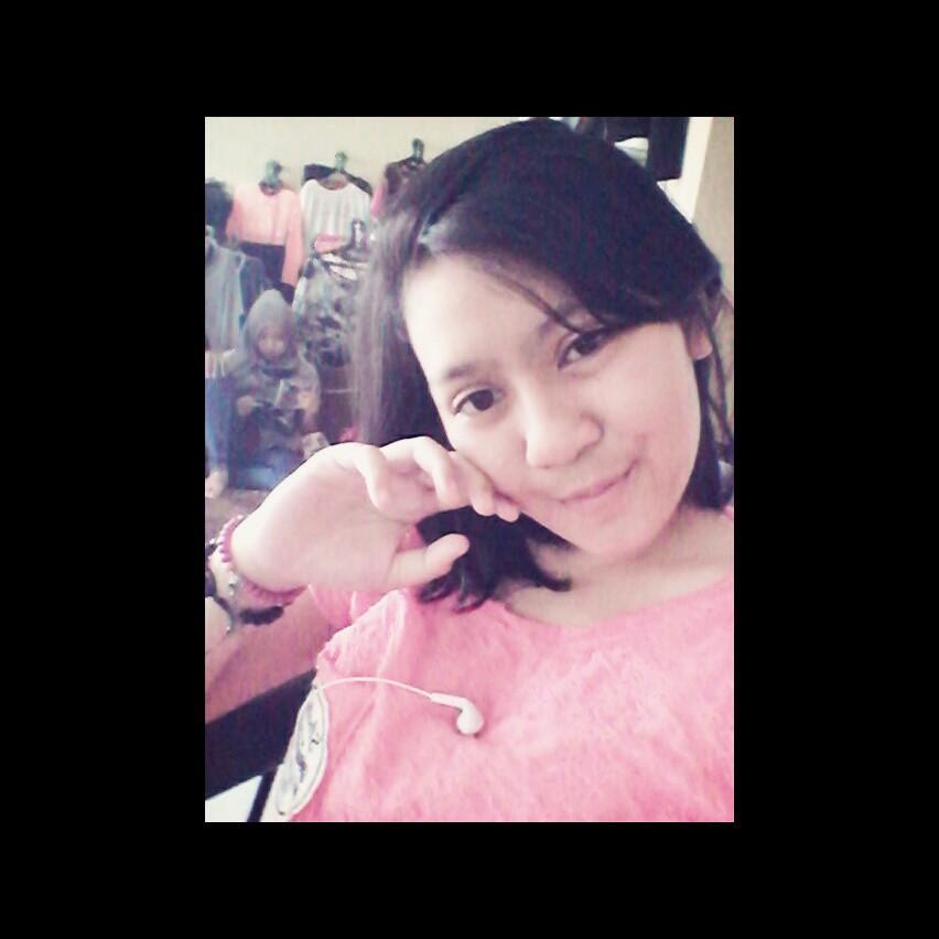 dwitiani1's profile picture. Tasikmalaya