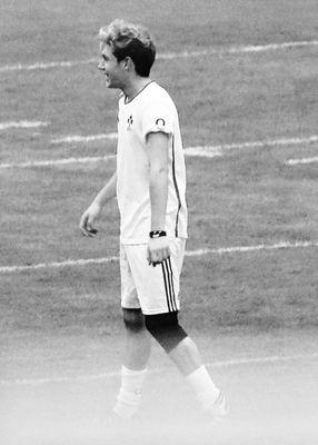 iheartoneDhoran's profile picture. Steal my Girl or let me kiss you.. until we live while we young.