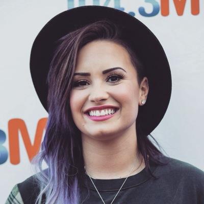 DEMI 
SHE IS MY WORLD
SHE IS MY DIAMOND         
SHE IS MY  CUPCAKE
SHE IS MY EVERYTHING✌️

INSTANGRAM:_Lovatic_77 
FOLLOW ME AND ENJOY✌️