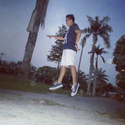 follow  IG: adamrinaldi20dan my account twitter official @curhatan_dia
