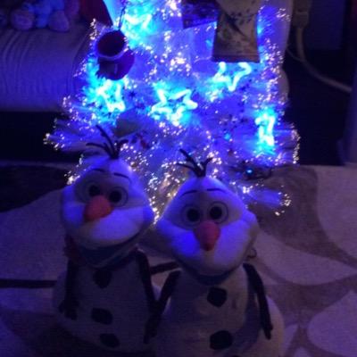 PolarizeBfly's profile picture. 