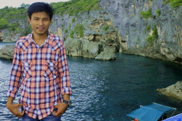 Persahabatan bukanlah tentang siapa yang kau kenal lebih lama, tp siapa yg berada di sisimu saat yg lain meninggalkanmu.