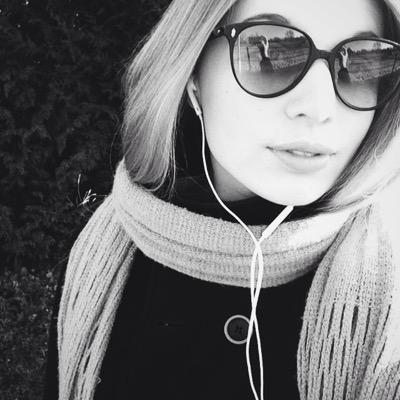 xlottejw's profile picture. 