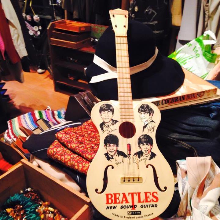 UnltdVintage's profile picture. Specialising in Retro Vintage Clothing Furniture Vinyl and Memorabillia