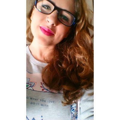 CaroMGago94's profile picture. Que no estoy loca, que son 20 años y un mundo muy grande. Cordobesa huyendo a ninguna parte en concreto.