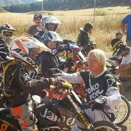 CAMPEON DE EUROPA DE MX 250. MANAGER DEL EQUIPO NACIONAL DE MX. TÉCNICO EN LA FMM.
ENTRENADOR EN NILSSON TRAINING.
PILOTO COLABORADOR REVISTA MOTOCICLISMO.