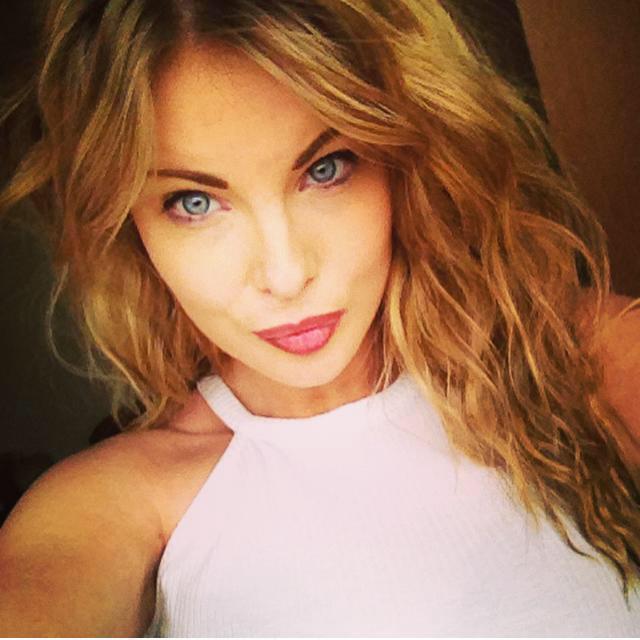 amyrobertsonamy's profile picture. 