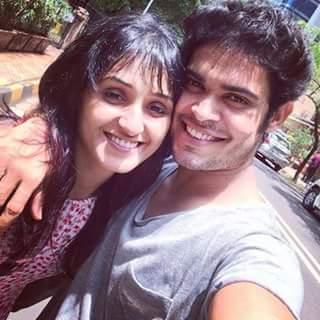 Am a big fan of Arsha/kriyansh,sneha kapoor nd vrushika mehta..my bigest dream is to meet them nd hug them.....am gonna miss this show so much..