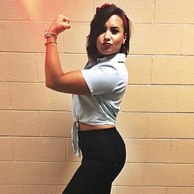 Irish Lovatic.     I love my second family of lovatics