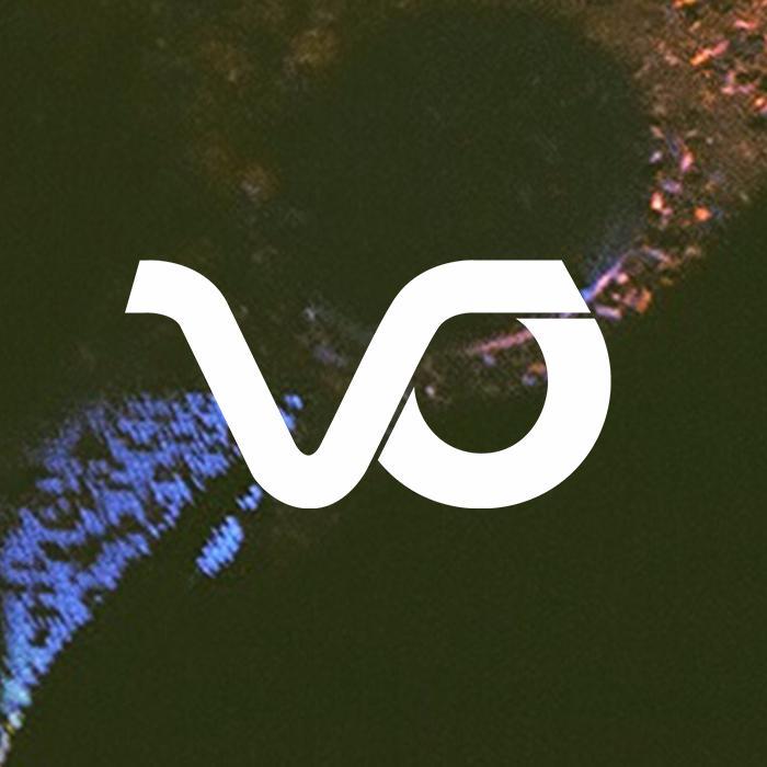 versionori's profile picture. Agitateurs de la nuit parisienne.

Instagram : @versionori