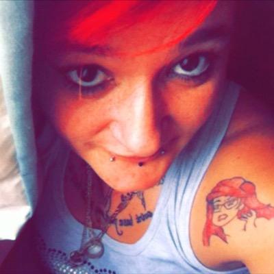 hey I'm Donna lee from Dorset, I love: my man my kids, his kids, tattoos, music, smule, piecings, big snakes, my dog, my friends, my life.