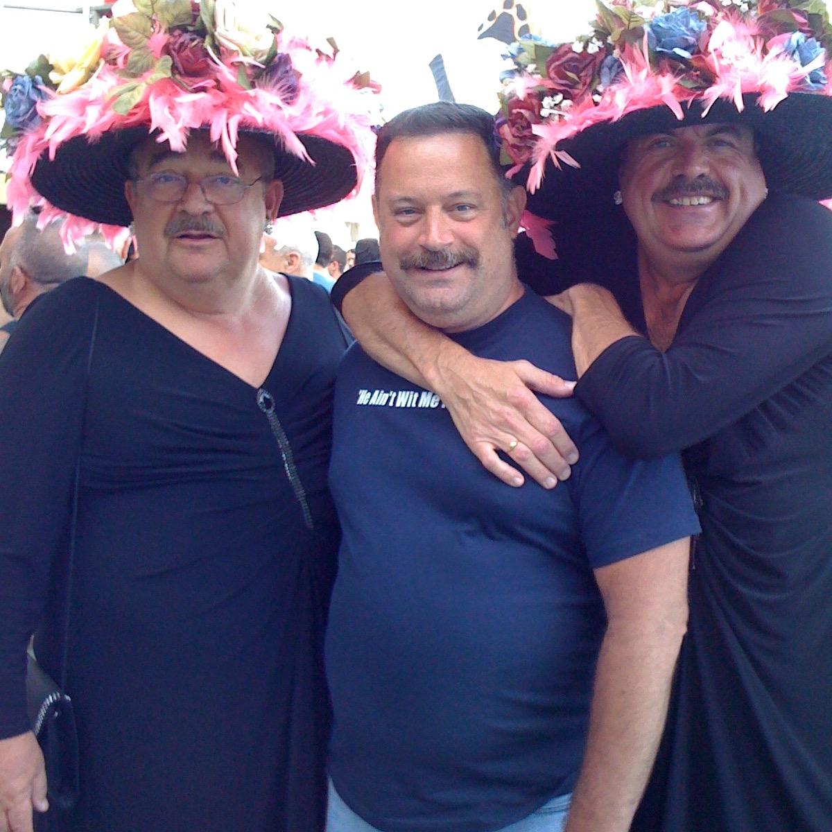 DavidUnlikely's profile picture. I winter in Key West, summer in Provincetown, and do my laundry in Cleveland.  I miss my Neopet, Javins the Disco Kau.