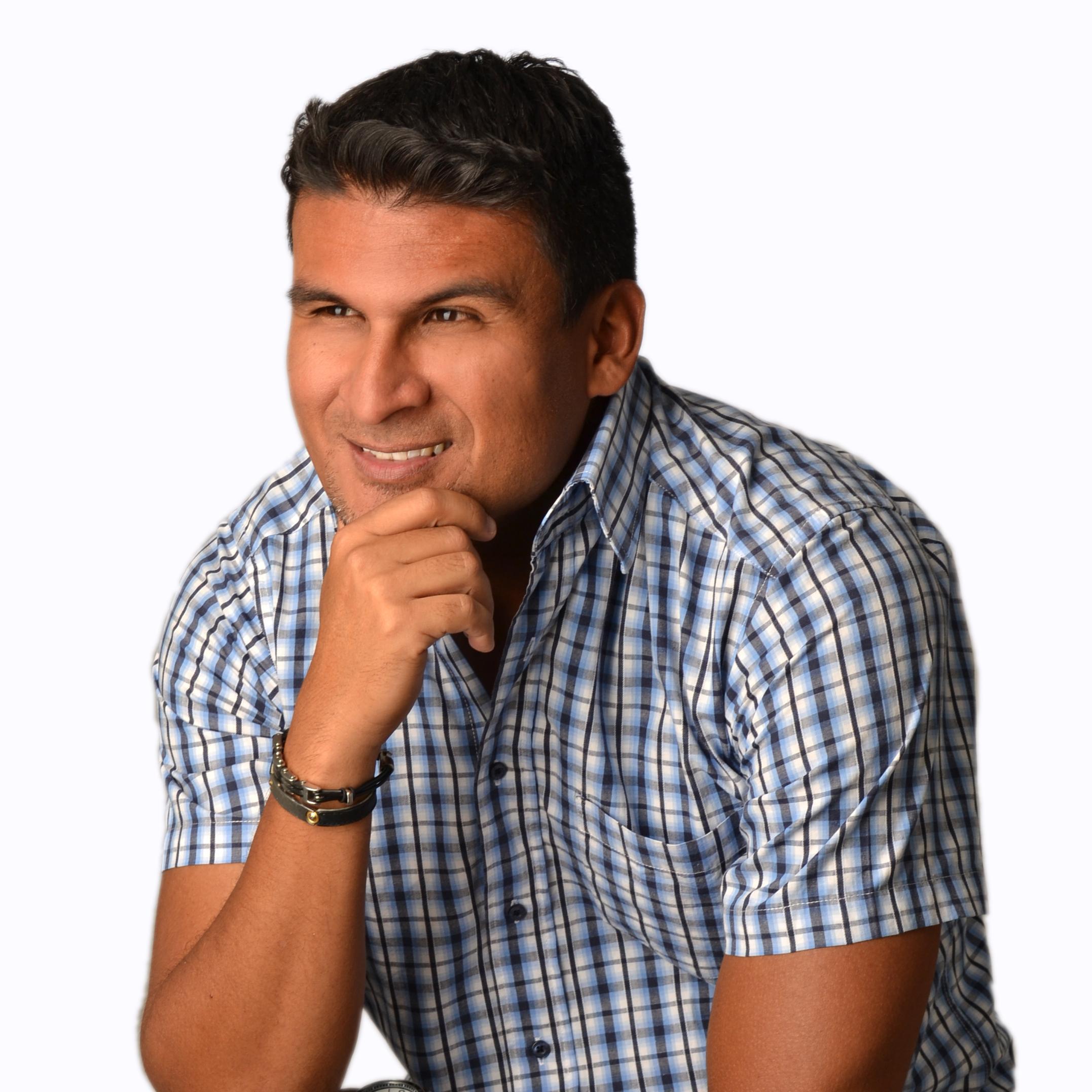 Aquí escribo algunas vainas que no puedo decir en la radio. Locutor- Publicidad en #Encolados en Instagram: @encolados