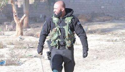 ‏‏‏  مجاهد بخدمة محمد وآل محمد