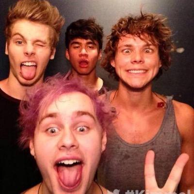 Official 5SOS Macedonia Twitter. @5SOS ARE LIFE. 25.11.2014 @5SOS RT ♥