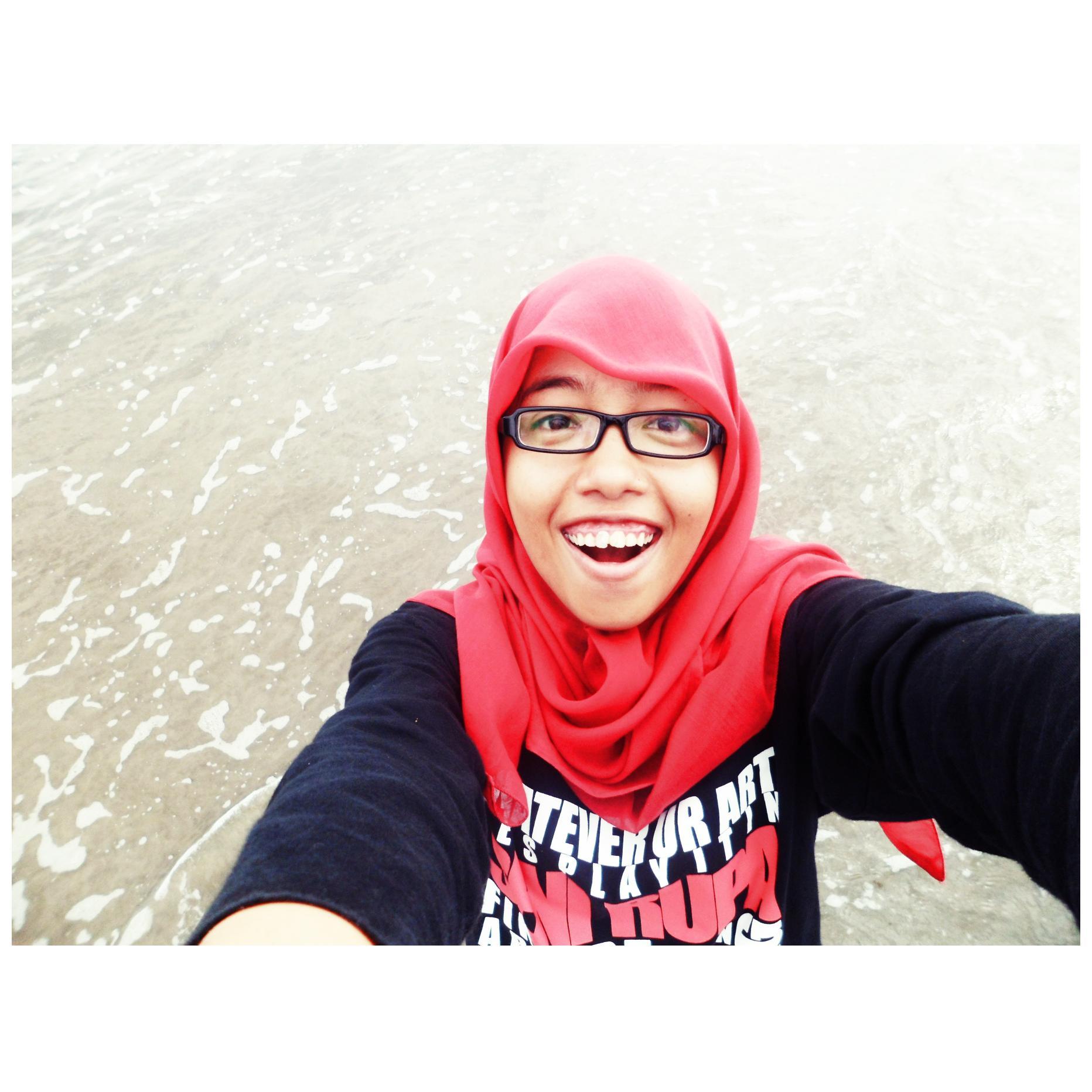 DesiPurnasari1's profile picture. ◕‿◕ she t the_she 
I've a dream to go to JAPAN..✿
Seni Rupa'10 |FBS Kampus Ungu | UNP West Sumatra key: always man shabara zafira n man jadda wajada