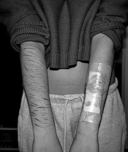 Girl_suicida32's profile picture. 