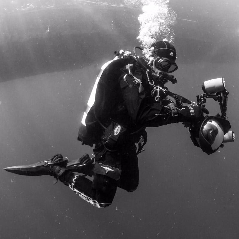 Underwater Photographer - CMAS Instructor, AIDA AI Judge