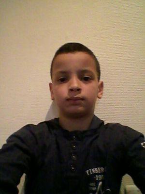 tarikamlah's profile picture. la meilleure voiture est audi en foot barça et messi mon meilleur copain est Emanuel cozma