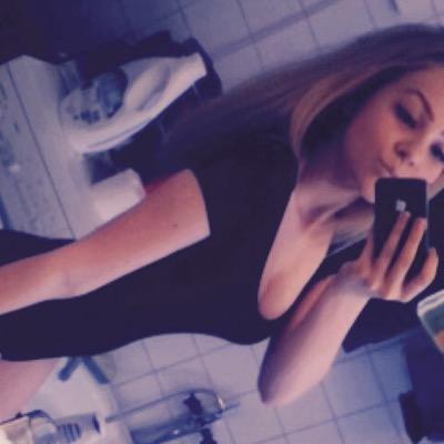 DomiaMagicWorld's profile picture. ☁️polishgirl, jazz dancer, polish model ☁️