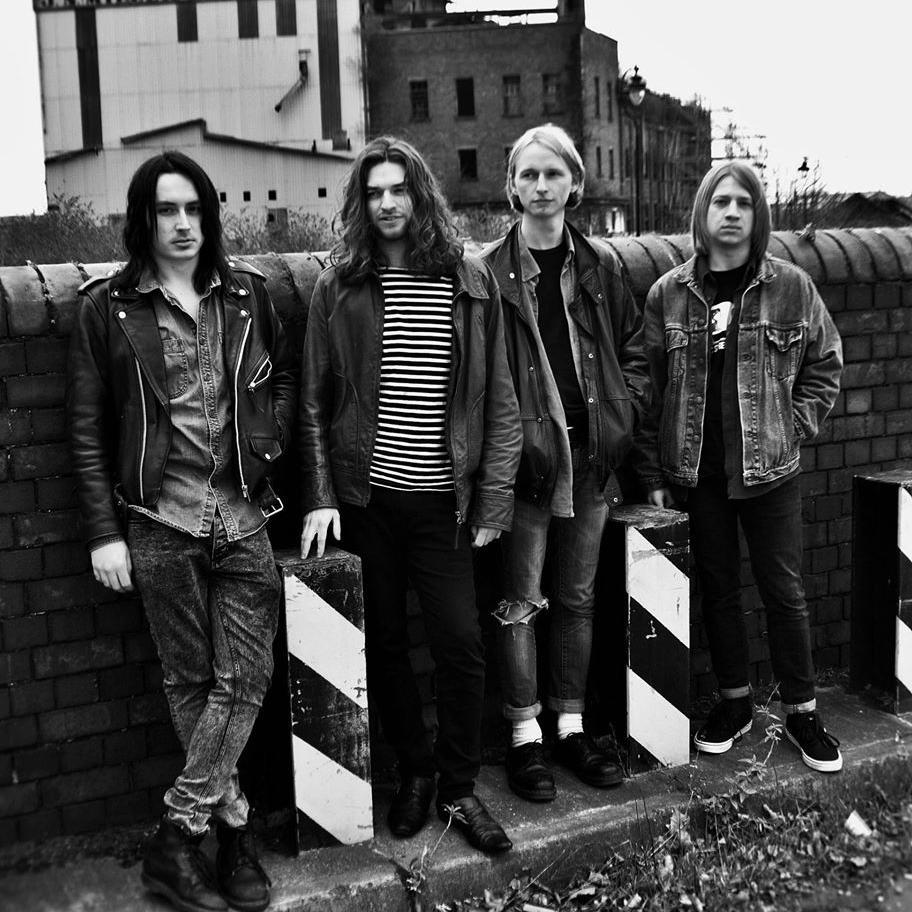 CurbBand's profile picture. Tom / Joe / Lee / Sam http://t.co/FWmZc6yltK