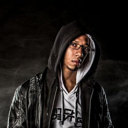 DJ | Bookings: bookings@mitchdevtiq.com | Mitch Devtiq, Made in Curaçao. Genre/Style: Dirty/Afro/Latin/Deep House and Urban Music
