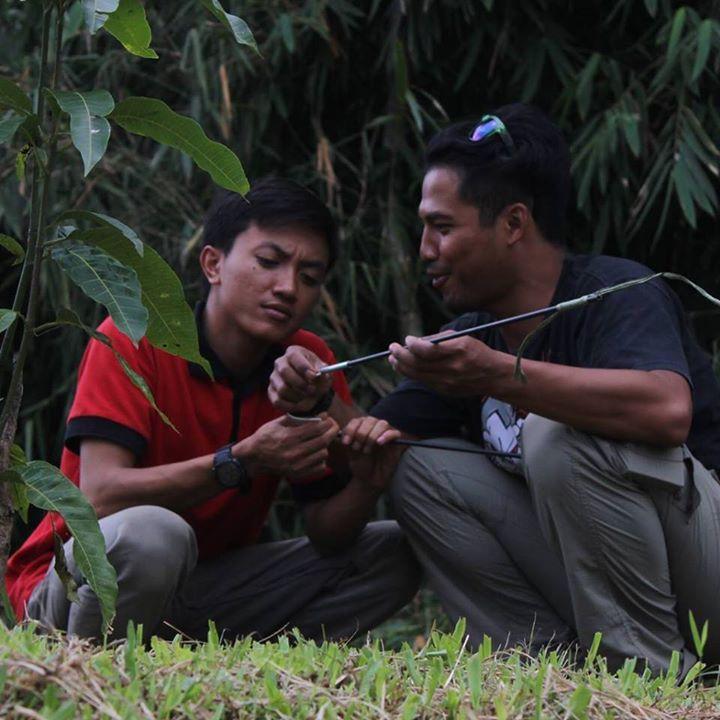 Status masih Mahasiswa Pendidikan Teknik Arsitektur Universitas Gawat Darurat (UGD)