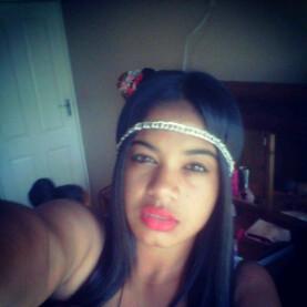 Yaaseen Hendricks♥ [ I follow back ☺ ]