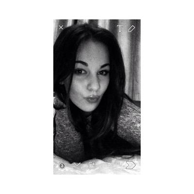 chloehewitt24's profile picture. new twitter EST:1999 Elegance is when the inside is as beautiful as the outside COCO CHANEL