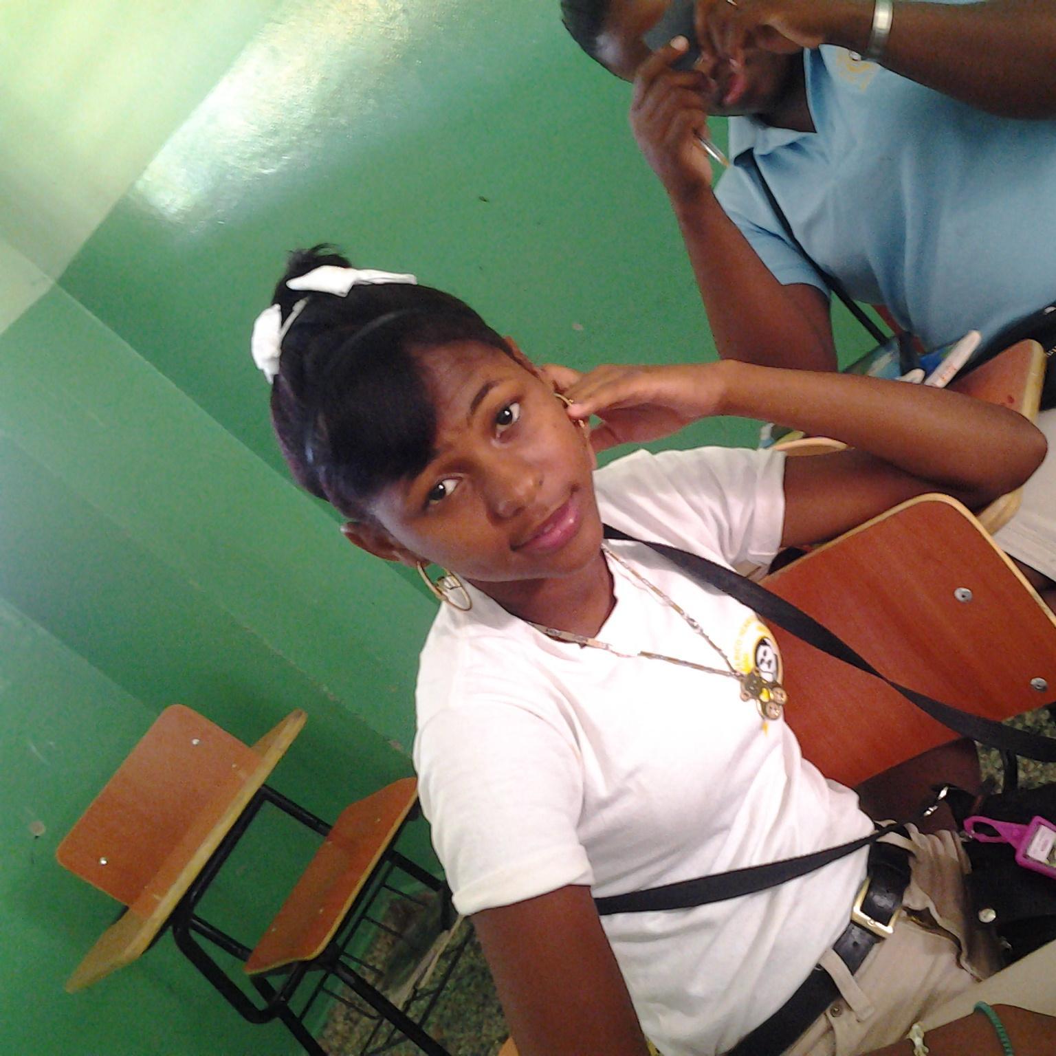 (tu ♡ ツchikita lindah♡ ツ) activa ♡100% swagger no bulto pa k no te kille ♡ si dios esta conmigo kien contra mi ♡

(♡ ツ verdad♡ ツ)