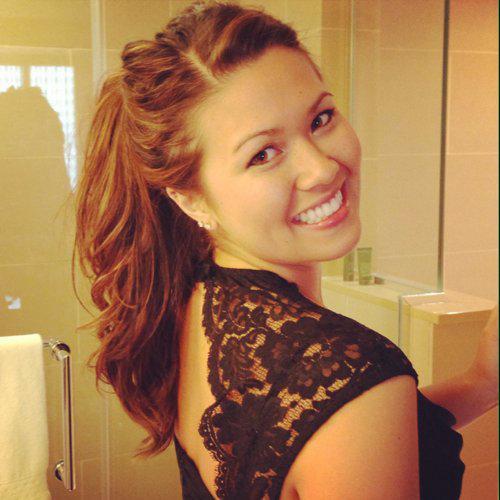 laurenholtzy's profile picture. 