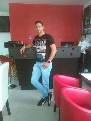 este es mi correo rodyverona@gmail.com