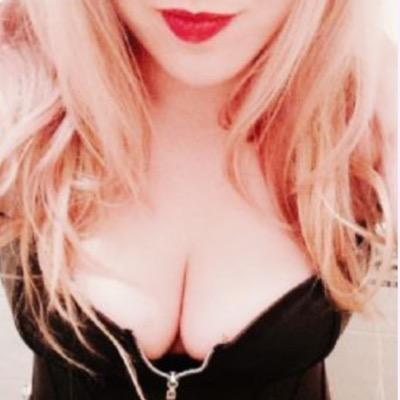 Posh blonde British teenager... very naughty, very young, very fun! Spoil me and I will always spoil you back, want full bimbofication!