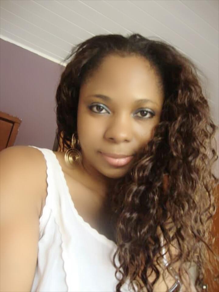 CEO of VDF....Victoria Daniels Fashion & Home Interior/ Love to create beautiful things and learn more....