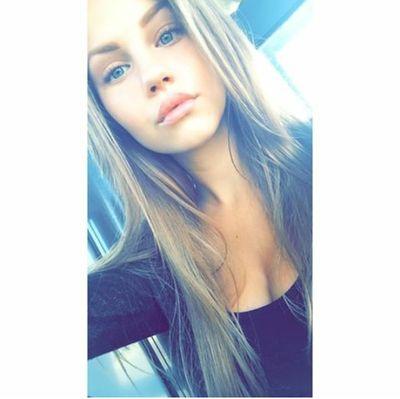 jdis pas que t une pute mais t cuisse s'ouvre plus vite qu'une page google