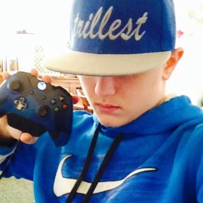 Fan of SoaR and FaZe I Trickshot on MW2 Im in highschool I play xbox one GT: FREE BAN HAMMER. I play for fun and others. FOLLOW ME I DO2 Keep it Real -FaZe Rain