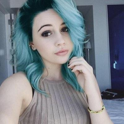 i'll tell you if youre retweeted onto bea's TL. (only following people bea follows) main: @hardcorebea