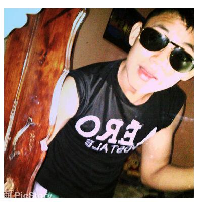 Soy de esas personas que son amistosas y les gusta disfrutar la vida al 100% a diario, si quieres saber mas sigueme y lo sabras....☺