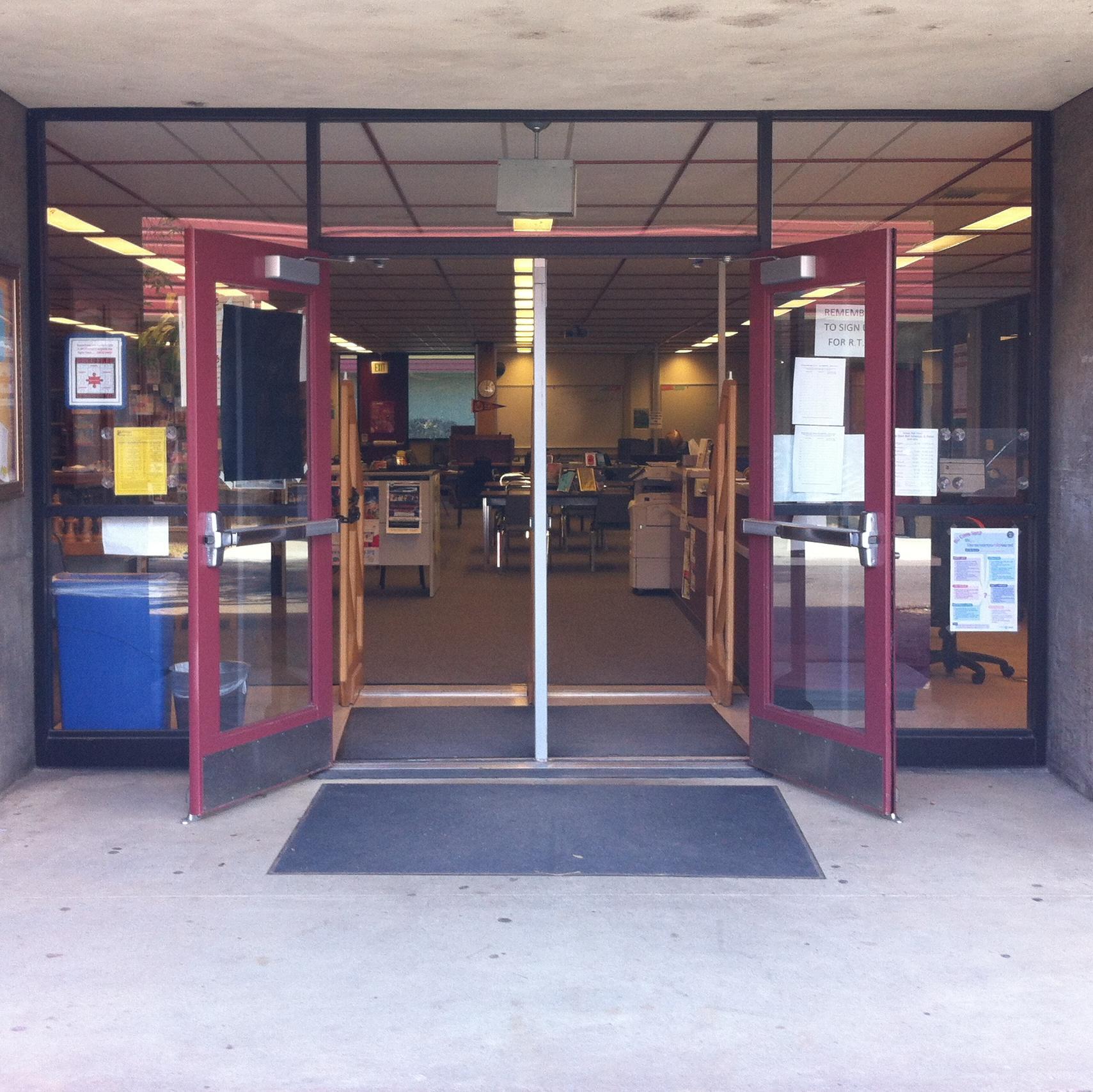 VHSlibrary72's profile picture. 