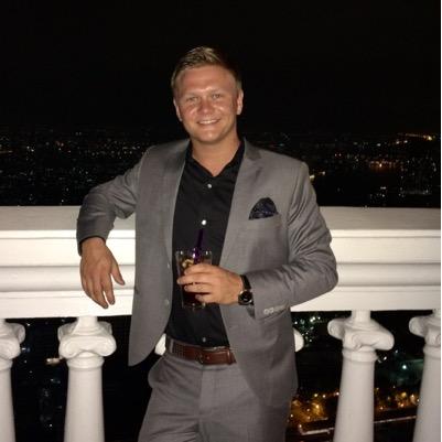 NiclasAnche's profile picture. Instruktör på Hagfors Innebandygymnasium. Pappa till Bonnie och Noomi. Flow with the go!