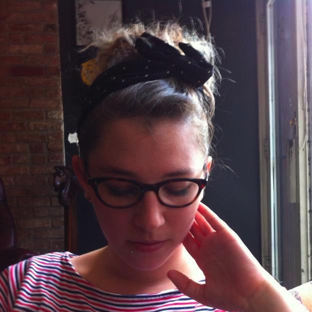 Manunuche's profile picture. Book, Paper, Wool and Cacao