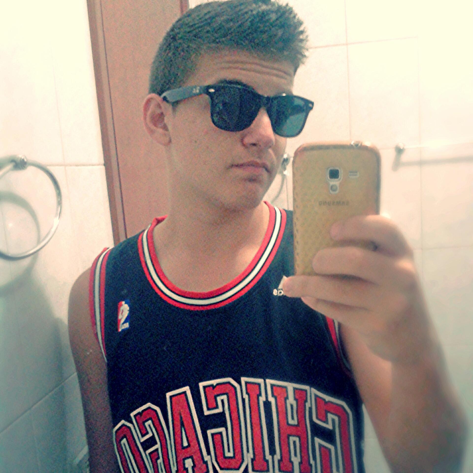 insta:rodrigoviicente
